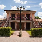 Villaggio Le Querce 4*