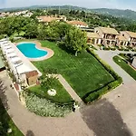 Ξενοδοχείο με διαμερίσματα Villaggio Le Querce