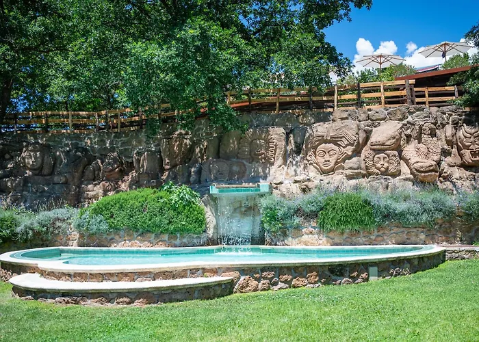 Villaggio Le Querce 4* Sorano (Grosseto)