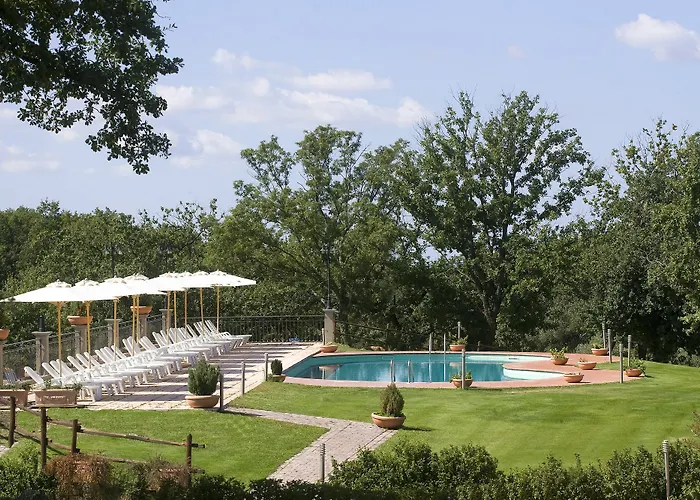 Apart-hotel Villaggio Le Querce Sorano (Grosseto)