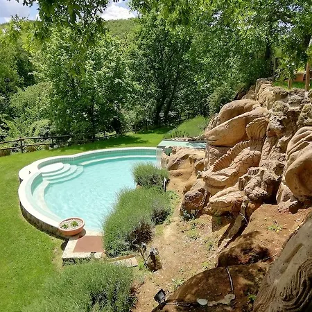 Ξενοδοχείο με διαμερίσματα Villaggio Le Querce