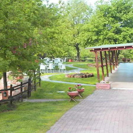 Villaggio Le Querce 4* Sorano (Grosseto)