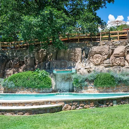 Villaggio Le Querce 4* Sorano (Grosseto)