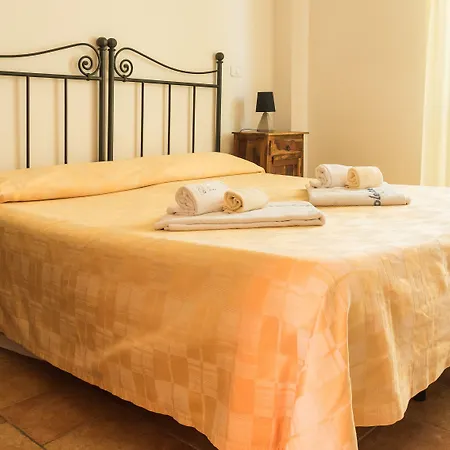 Villaggio Le Querce Aparthotel 4*