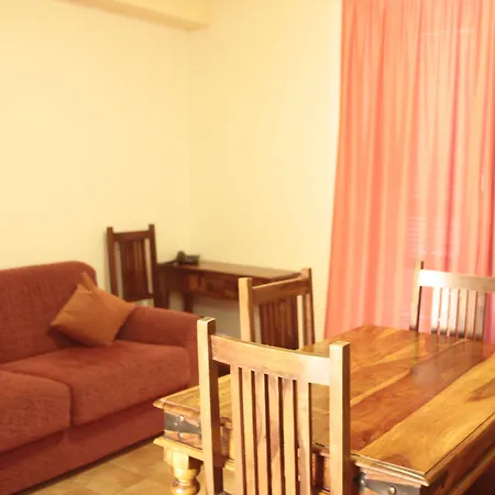 Aparthotel Villaggio Le Querce 4*