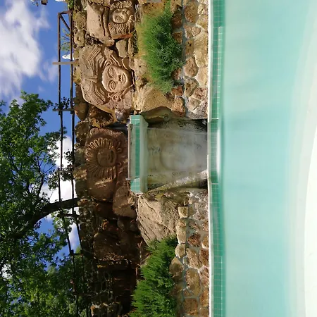 Aparthotel Villaggio Le Querce 4*