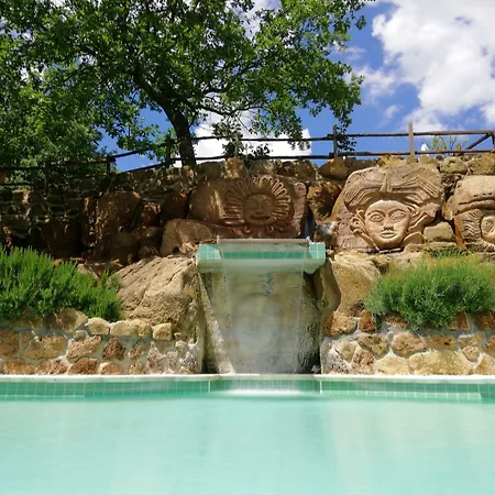 Aparthotel Villaggio Le Querce 4*
