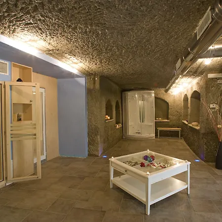 Villaggio Le Querce Aparthotel 4*
