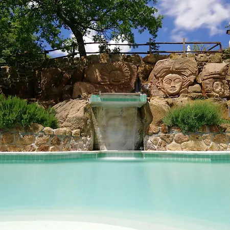 Aparthotel Villaggio Le Querce 4*