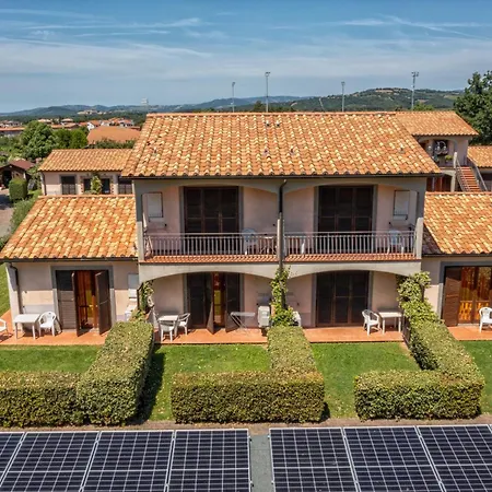Aparthotel Villaggio Le Querce 4*