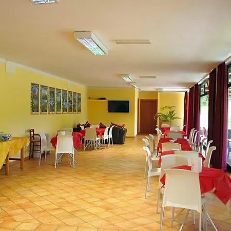Villaggio Le Querce Aparthotel